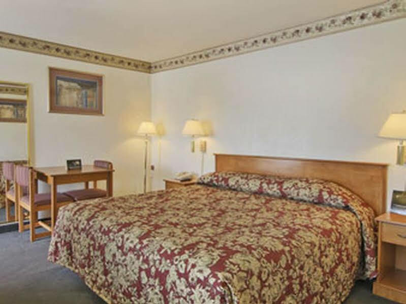Travelodge By Wyndham Victorville Extérieur photo